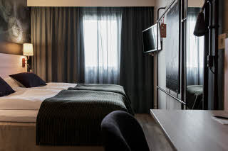 Kuvaoikeudet:: Fotograf Jimmy Eriksson AB
Tomtebogatan 30, 113 38 Stockholm
0703734429
info@jimmyeriksson.se Scandic Täby, standard room